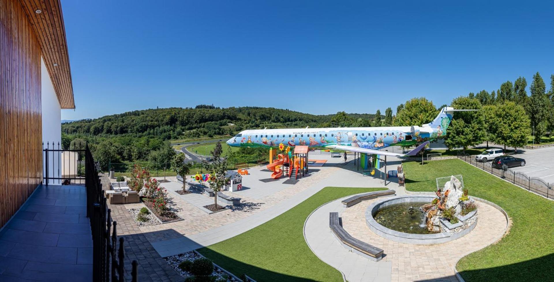 Hotel Dolenjc Novo Mesto Esterno foto